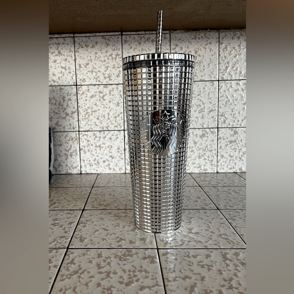 Starbucks SILVER MIRROR GRID Tumbler